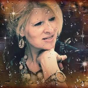 Meet your Posher, Clara